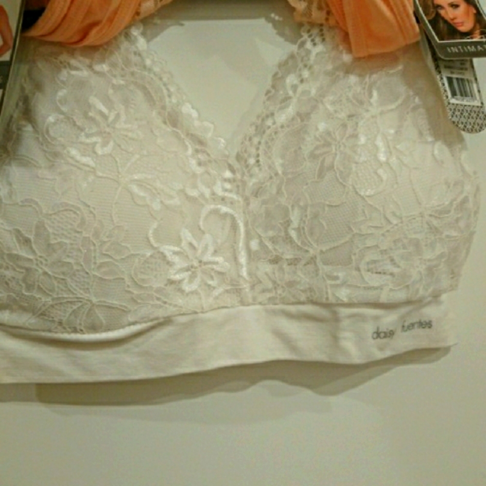 Daisy Fuentes White & peach Lace Longline Bra set! - Picture 5 of 13